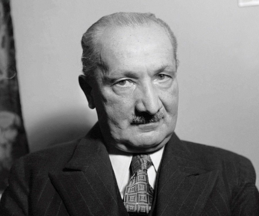 You have just bought a Ferrari because you are single and well-off or rather you are single and well-off because you have just bought a Ferrari? How Heidegger’s philosophy turns the sales process upside down.